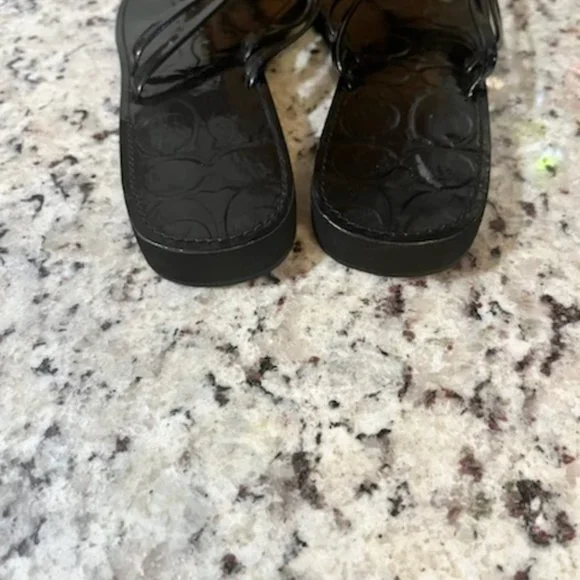 Coach Flip Flops - Picture 3 of 5